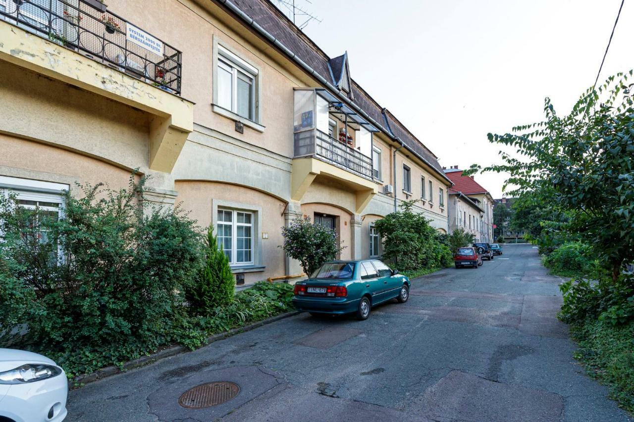 Sophie Apartman Eger Exterior foto